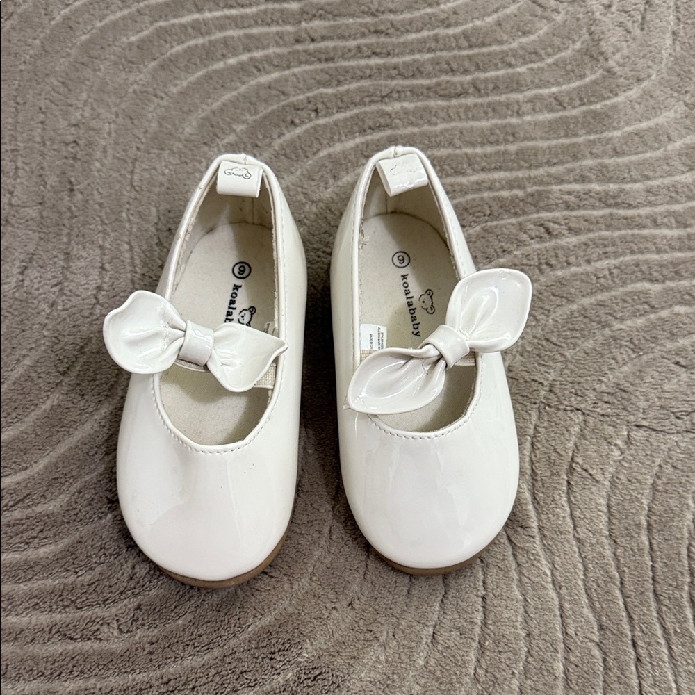 Koala Kids White Dress Shoes Classic Slip-On Design